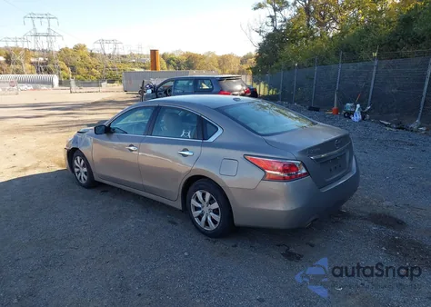 2015 Nissan Altima 2.5/2.5 S/2.5 Sl/2.5 Sv из США, поврежденный, VIN 1N4AL3APXFN896298